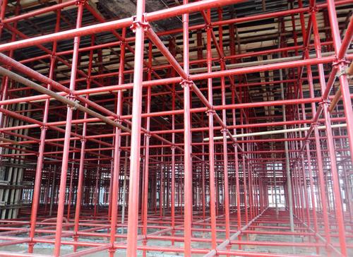 鶴山輪扣式腳手架廠家與出租服務(wù) 高效安全的建筑支撐解決方案